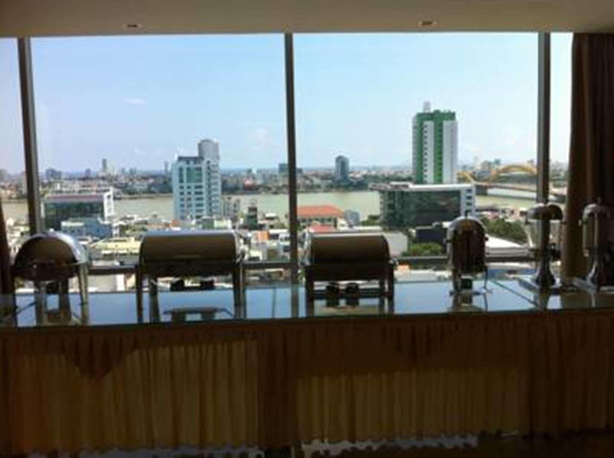 Bao Quyen Hotel Da Nang Exterior photo